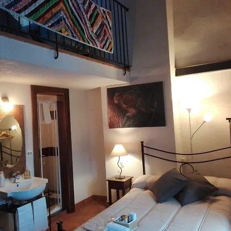 Residenza Storica Le Civette מלון קסטל דה מונטה