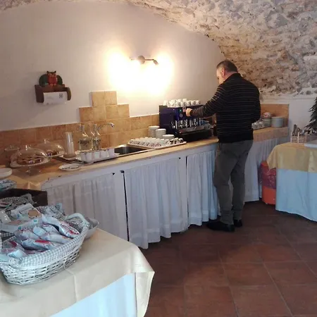 Residenza Storica Le Civette * קסטל דה מונטה